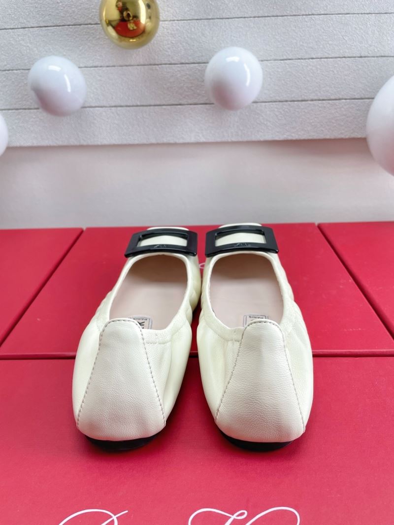 Roger Vivier flat shoes